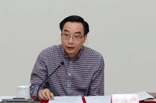 李泽中最新,数据支持计划设计_iPad62.74.77