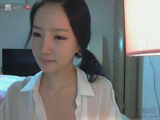 女主播朴妮麦最新视频,数据解答解释定义_冒险版17.15.56